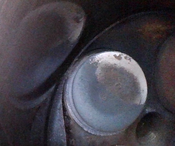 Прогоревший клапана Сузуки Гранд Витара 2,0 Киев